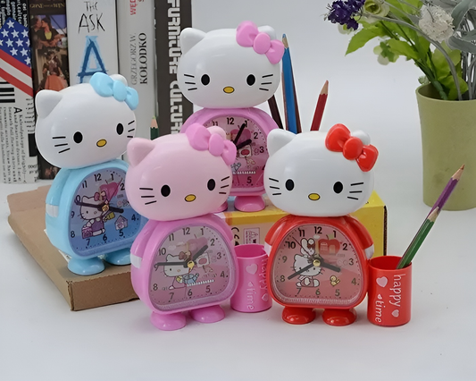 Reloj Despertador de Hello Kitty con Portalápices: Encanto y Funcionalidad en un Solo Dispositivo Alimentado por Pilas AA